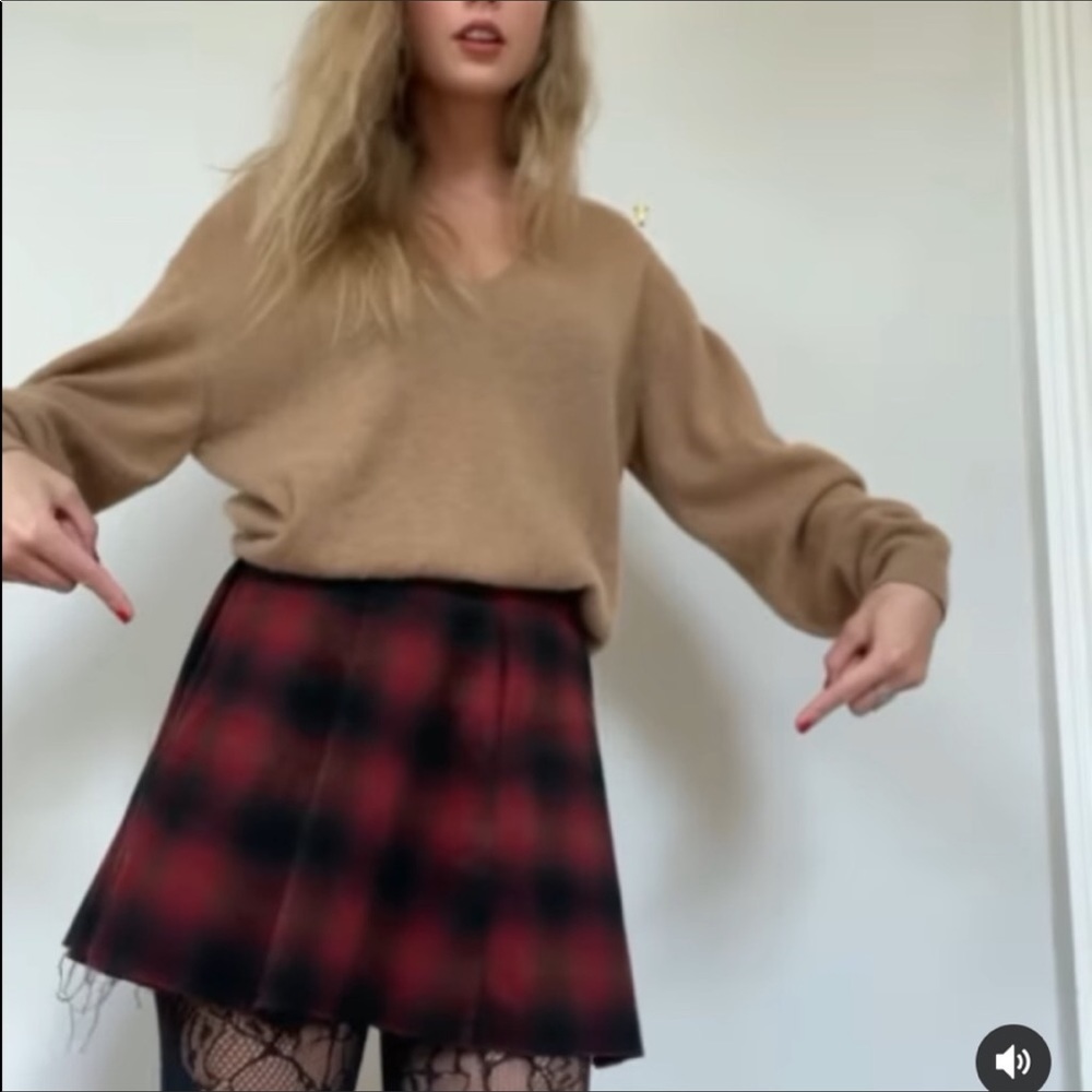 Free people plaid skirt nwot! Worn by Taylor swift